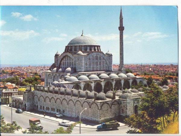 Ayrıca 1562-1565 yılları arasında gene Mimar Sinan’a İstanbul’un Edirnekapı semtinde cami, çeşme, hamam ve medreseden oluşan Mihrimah Sultan Camii ve külliyesini yaptırdı.