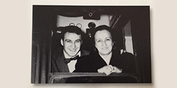 Sadberk Hanım ve Rahmi Koç Ankara garında trenle İstanbul'a geliyorlar. 1950'li yıllar.