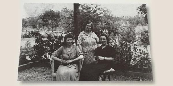 Hüsniye Aktar, Sadberk Koç ve Melahat Aktar, 1936