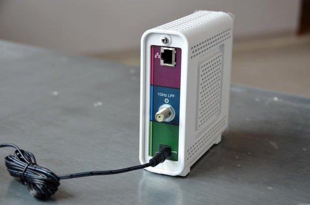 Ayrıca modeminiz sadece balık fanusu değil sıvının çok olduğu her bölgeden uzak tutulmalı.