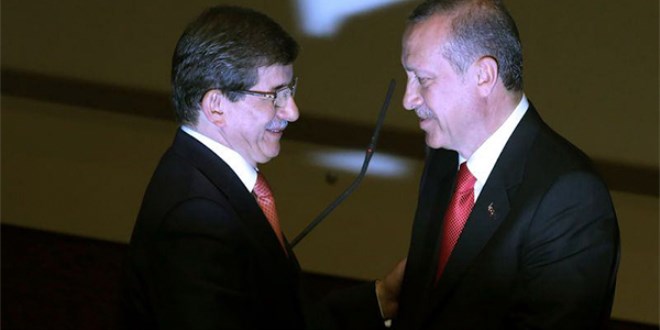 İki yol arkadaşı 'Erdoğan ve Davutoğlu'