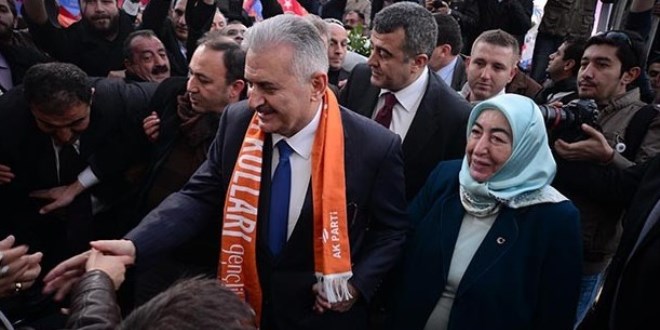 Binali Yıldırım'ın eşiyle ilgili bilinmeyen anısı
