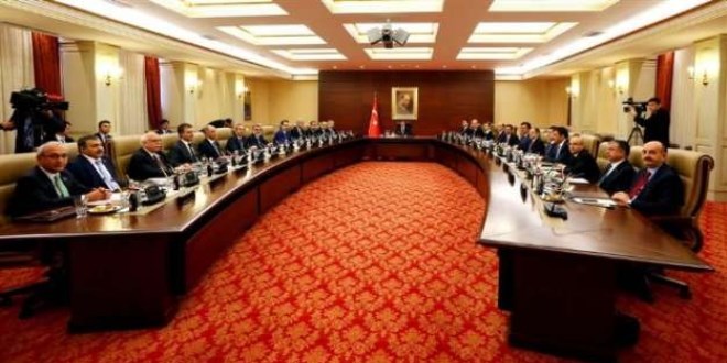 Ak Parti hükümetlerinde bakanlık yapan isimler!