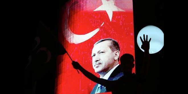 KONDA 'Demokrasi Nöbeti'nin profilini çıkardı
