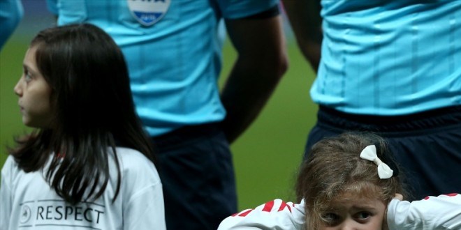 Beşiktaş'tan tarihe geçen tezahürat
