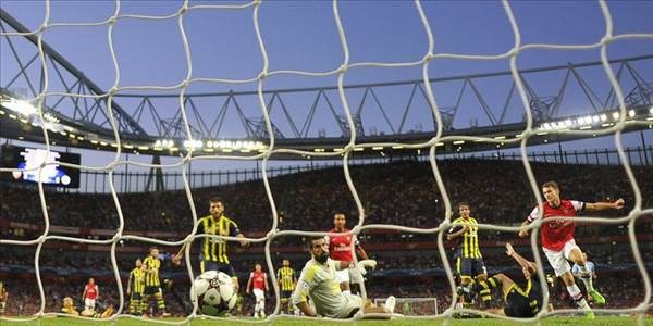 Twitter'da Arsenal - Fenerbahçe maçı geyikleri