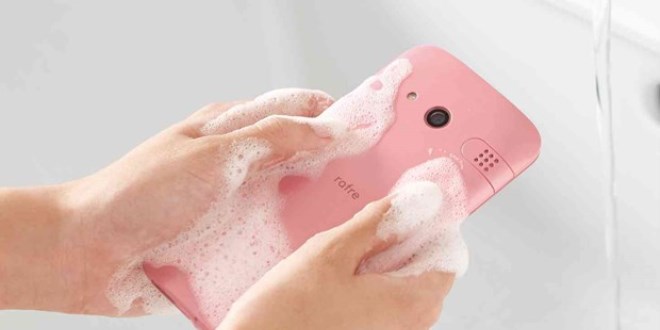 Karşınızda Android tabanlı yıkanılabilir akıllı telefon