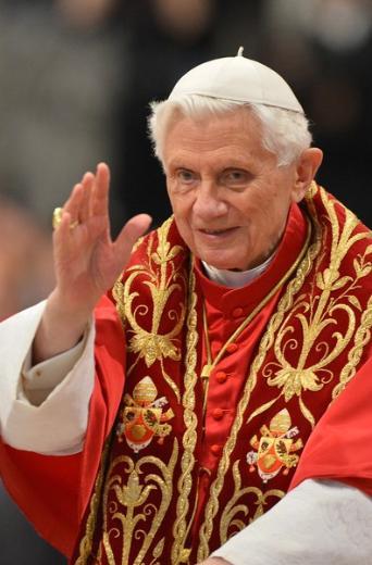 5. Papa 16. Benedict Katolik dünyası eski ruhani lideri