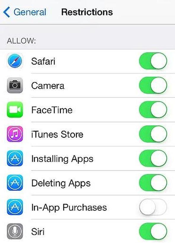 iPhone'da herhangi bir bölümde yazı yazarken iPhone'u sağa sola sallarsanız karşınıza üç seçenek çıkacak. Geri Al butonuna tıklarsanız yazdıklarınızı silebilirsiniz.