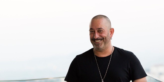 Cem Yılmaz'dan yeni filmi için bomba isme teklif