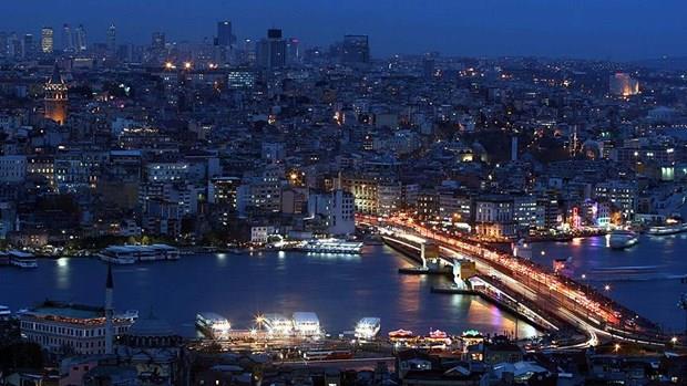İSTANBUL YÜZDE 6 DAHA PAHALI   <p>İl bazında da fiyatlar farklılaştı. Baz iller İzmir, Yalova, Erzurum ve Kayseri oldu. Kocaeli, Ankara ve Bursa bu illerden yüzde 3, İstanbul ise yüzde 6 daha pahalı il oldu.