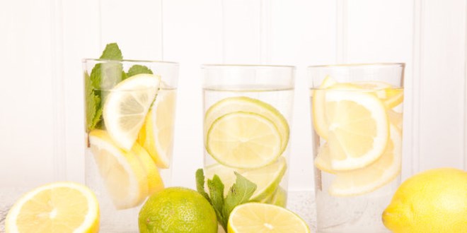 Böbrek taşı için Limonlu su