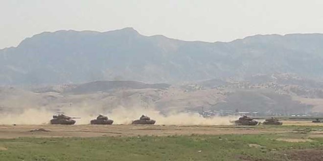 TSK sınırdaki tatbikat ile ilgili fotoğrafları paylaştı