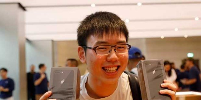 iPhone 8 çıktı