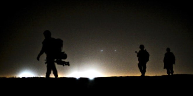 TSK'dan Kuzey Irak sınırında gece tatbikatı