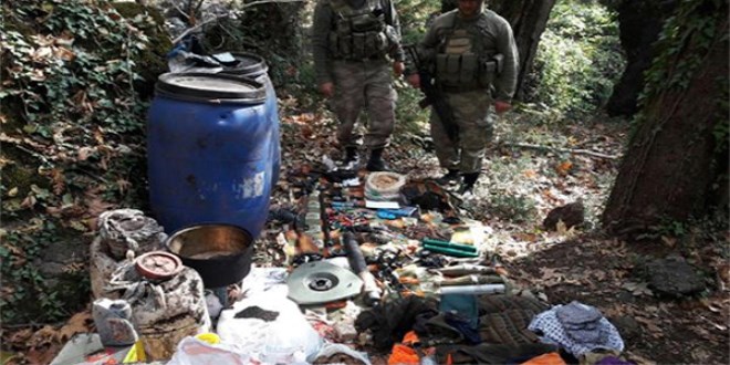 PKK sığınağında ele geçirilenler şoke etti!