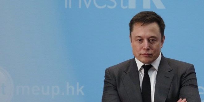 Elon Musk'tan 'düz dünya' açıklaması