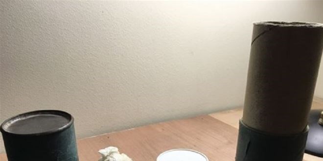 Kütüphanede bulduğu kutu hayatını değiştirdi