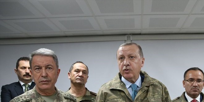 Erdoğan'ın Suriye sınırını ziyaretinden kareler