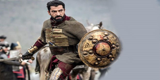 Kenan İmirzalıoğlu kılıç kullanarak 5 kilo verdi