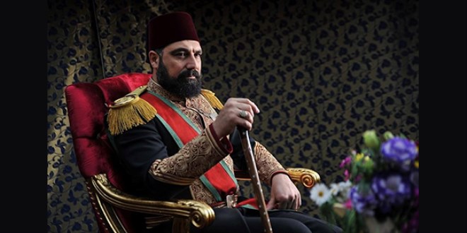 Bülent İnal: Abdülhamid’in ruhuna girdim