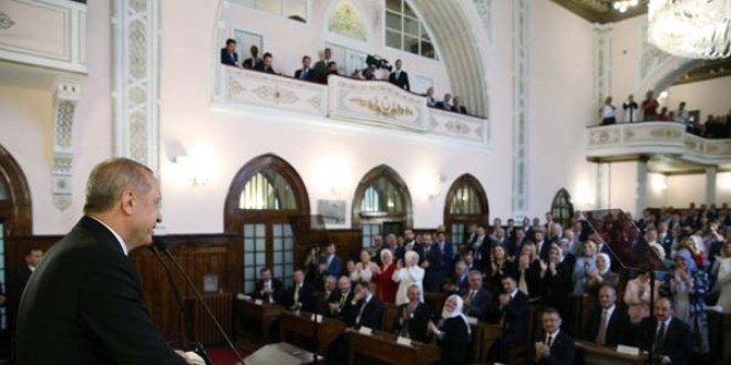 Yeni sistemin ilk gününden tarihi kareler