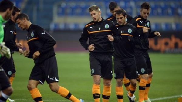 77) Racing Genk (26.880)