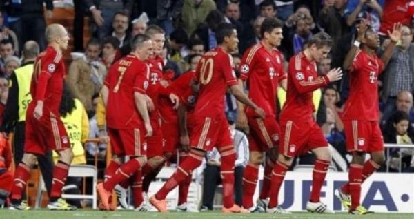 2) Bayern Münih (141.751)