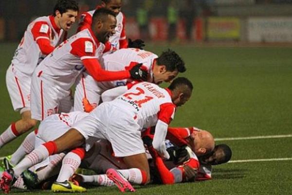 100) AS Nancy Lorraine (18.800)