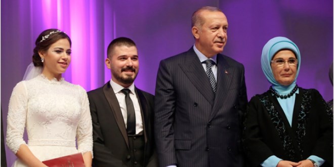 Cumhurbaşkanı Erdoğan nikah şahidi oldu