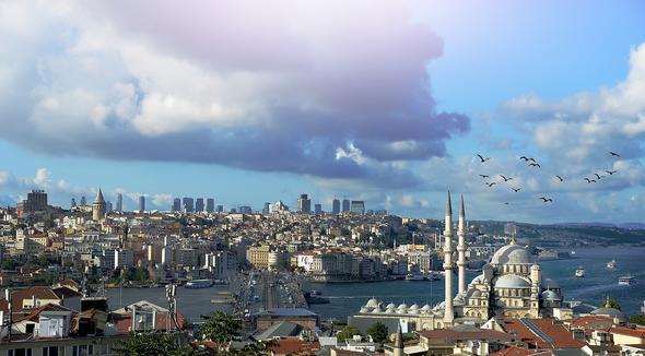Tüm Türkiye‘de konutların ortalama metrekare satış fiyatı 2 bin 193 TL olarak saptandı.