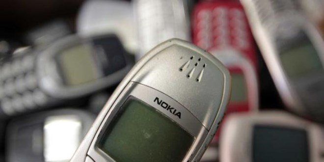 Eski telefonunun içindeki 'şey' kıymete bindi!