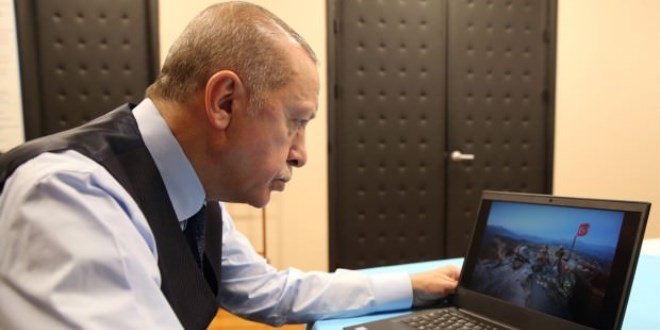 Başkan Erdoğan 'Yılın Fotoğrafları'nı seçti