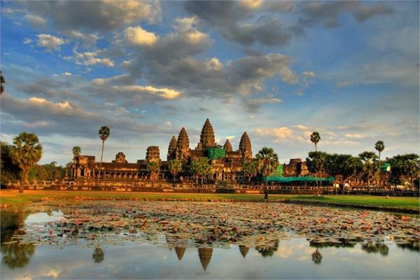<p><b>Kamboçya </b></p>    Angkor Wat - Angkor