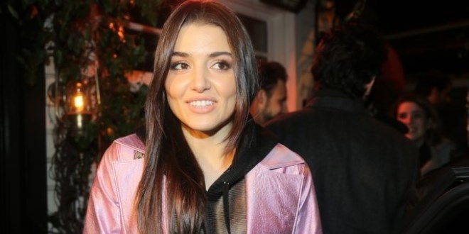 Ünlü oyuncu Hande Erçel annesine donör olacak