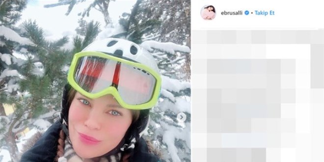 Ebru Şallı, Kars Sarıkarmış kış tatilini Instagram'da takipçileriyle paylaşıyor.