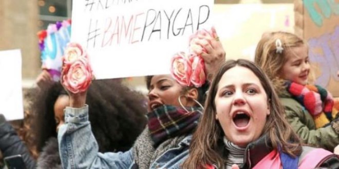 ABD'de binlerce kadın Trump hükümetini protesto etti
