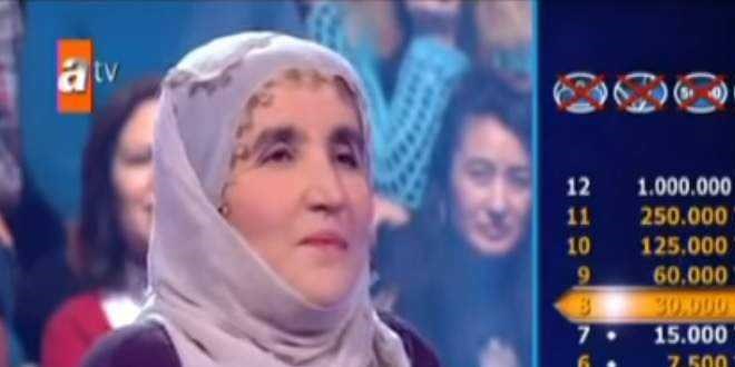 Kim Milyoner Olmak İster'e katılan Emsal Teyze'den haber var