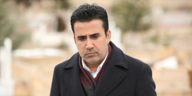 Emrah'tan hayranlarını üzecek haber