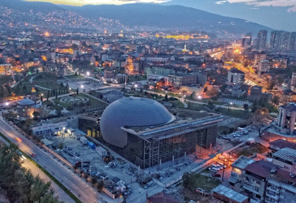 Bursa  Alinur Aktaş: %41  Mustafa Özbey: %59