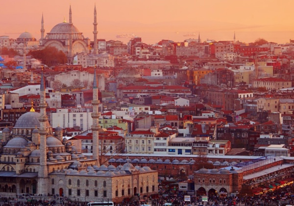 İstanbul  Ekram İmamoğlu: %49  Binali Yıldırım: %51