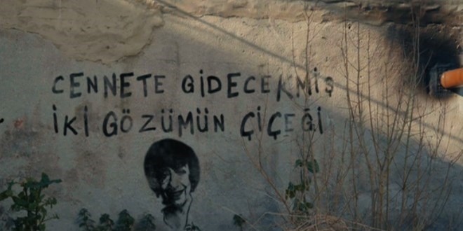 Çukur'da Ankaragücü göndermesi (Çukur'da ekrana yansıyan duvar yazıları)