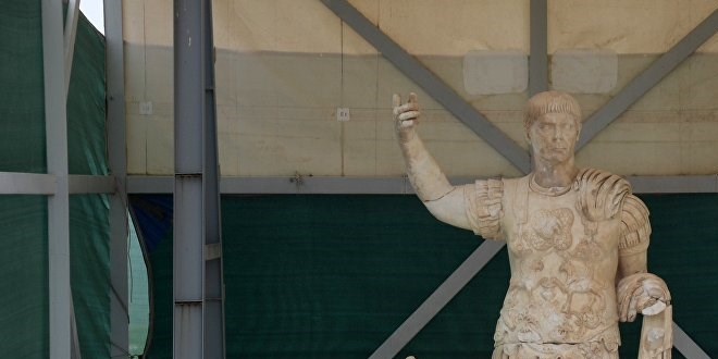 Roma dönemine ait 1906 yıllık heykel Denizli'de bulundu