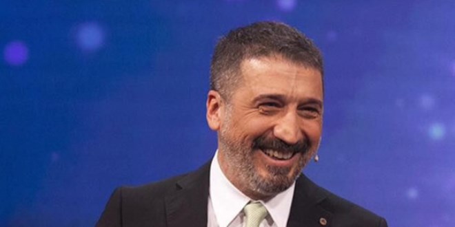 Seçim gecesi başına gelene bakın