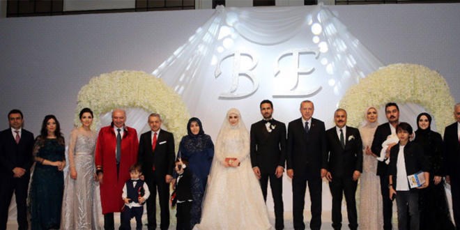 Cumhurbaşkanı Erdoğan nikah şahidi oldu