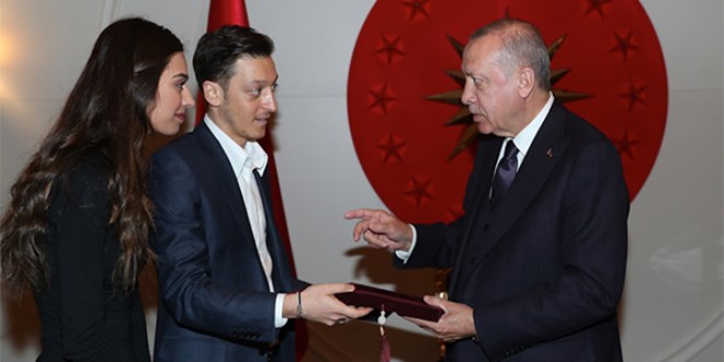 Mesut Özil ve Amine Gülşe'nin düğün yeri belli oldu