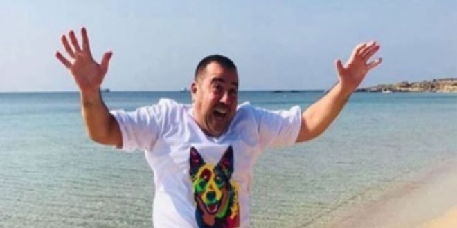 Ata Demirer sosyal medyayı salladı!