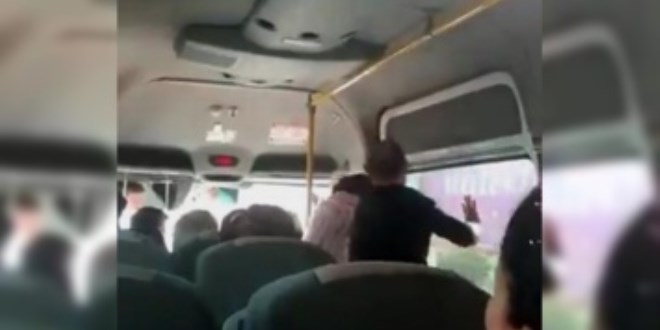 Minibüsteki kadına şiddet kamerada