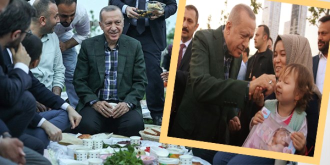 Cumhurbaşkanı, Zeytinburnu sahilinde vatandaşlarla iftar yaptı.