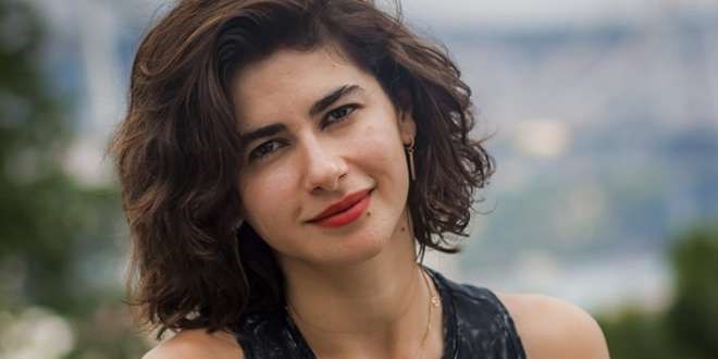 Nesrin Cavadzade o proje ile dönüyor